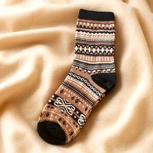 ⭐️ 5 for $25 Autumn-Winter Vintage Ethnic Style Tribal Pattern Mid Calf Socks